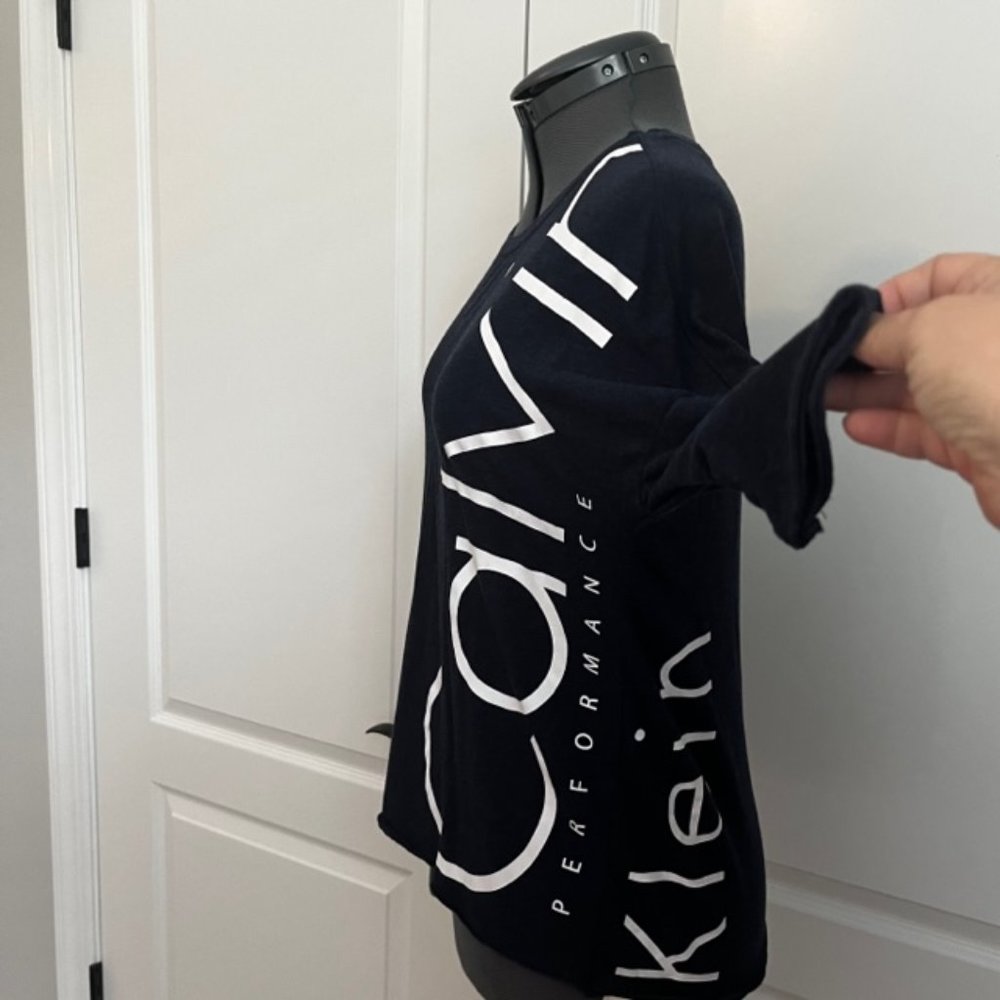 Calvin Klein Performance Shirt - Picture 2 of 4